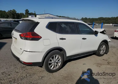 2017 Nissan Rogue S z USA, uszkodzony, nr VIN JN8AT2MT5HW143762